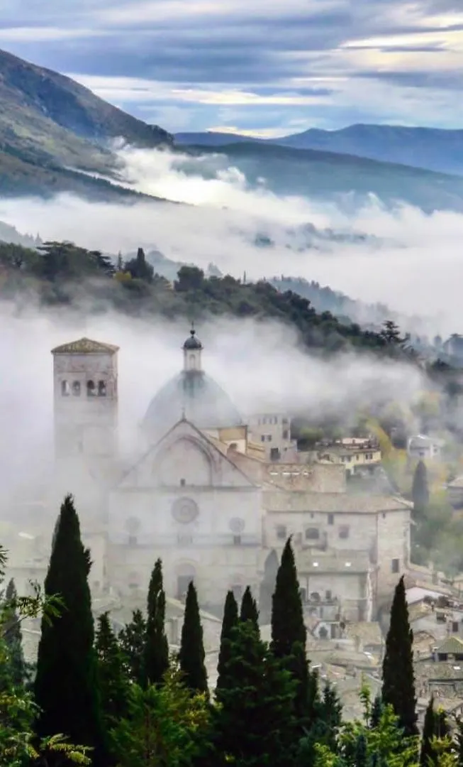 Le Dimore Arcangelo Giuseppe Assisi 0*,